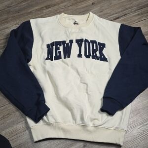 City Threads Unisex New York Sweatshirt